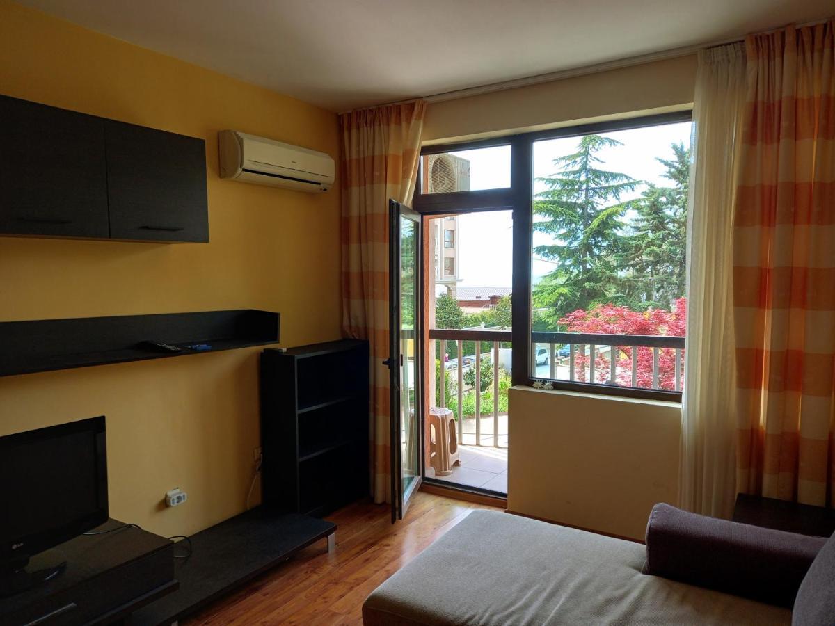 Beach Apartment Rose Златни пясъци Екстериор снимка